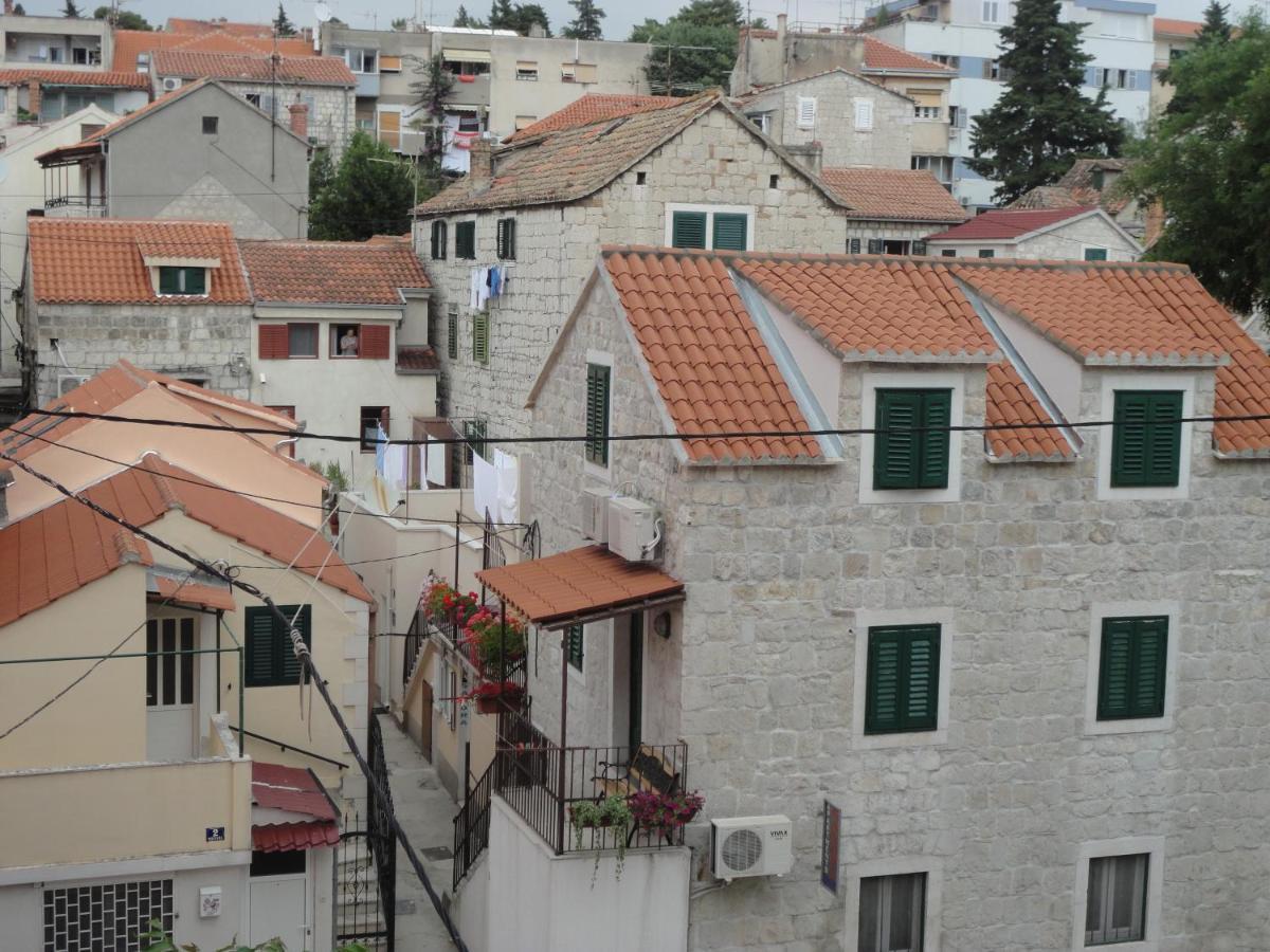 Port View-5 Min From Center Appartement